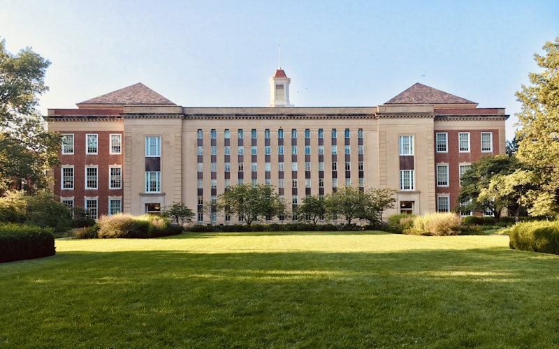 学校